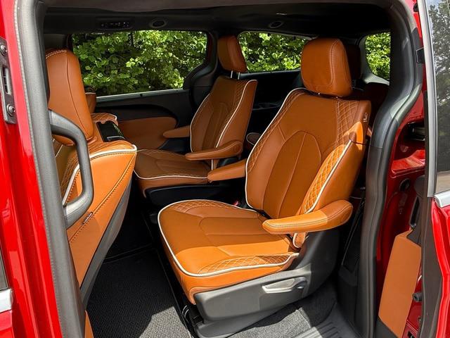 2026 Chrysler Pacifica Pinnacle