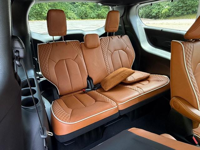 2026 Chrysler Pacifica Pinnacle