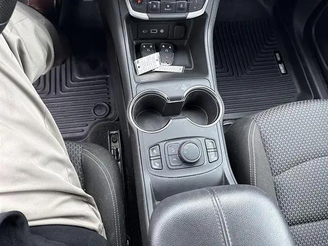 2022 GMC Terrain AWD SLE