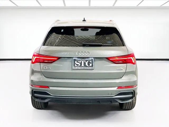 2023 Audi Q3 Premium 45 TFSI S line quattro Tiptronic