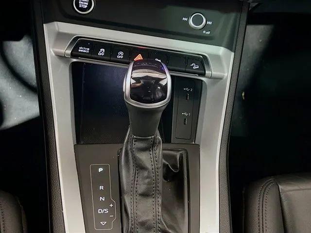 2023 Audi Q3 Premium 45 TFSI S line quattro Tiptronic