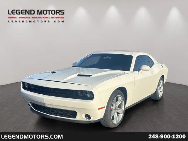 2015 Dodge Challenger SXT for sale in Highland Park, MI