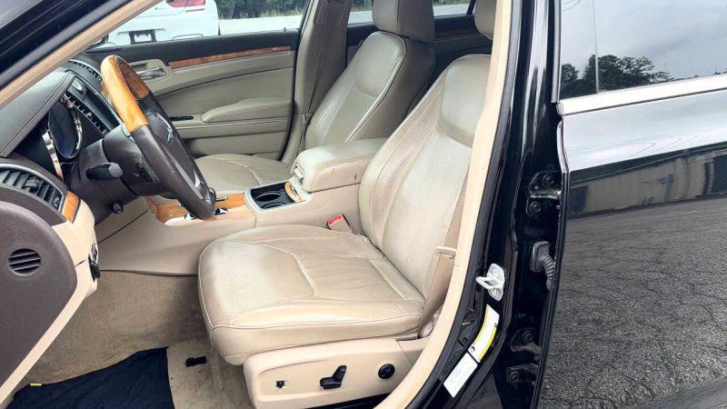 2014 Chrysler 300 300C