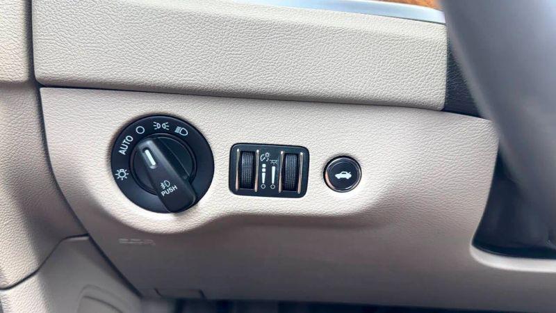 2014 Chrysler 300 300C