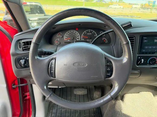 2002 Ford F-150 LARIAT