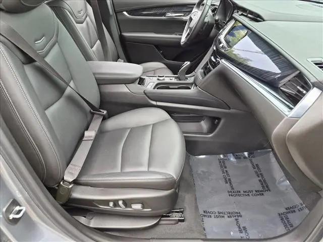 2024 Cadillac XT6 FWD Premium Luxury
