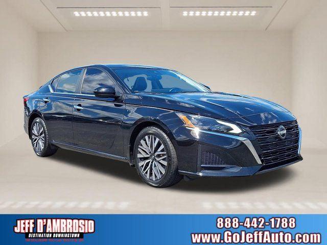 2023 Nissan Altima SV FWD