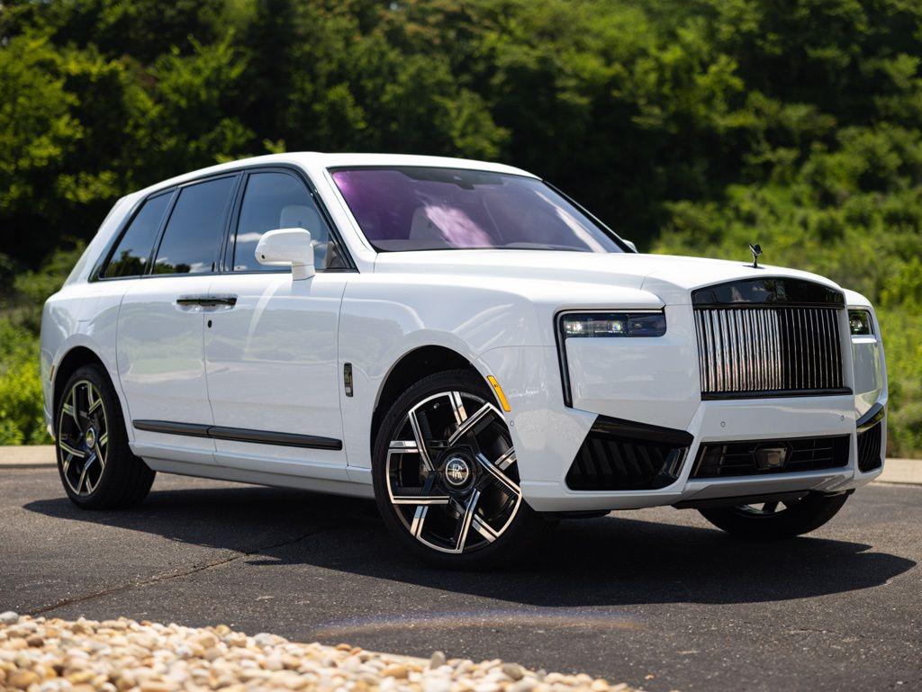 2027 Rolls-Royce Cullinan Black Badge - Photo 11