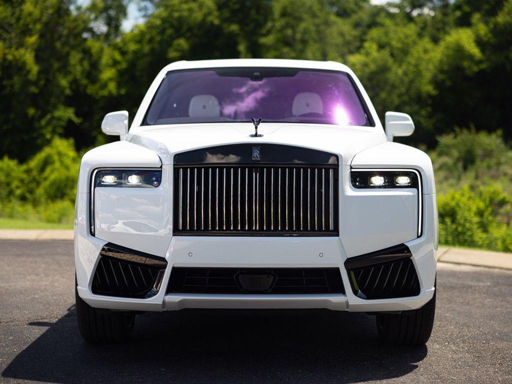 2027 Rolls-Royce Cullinan Black Badge - Photo 12