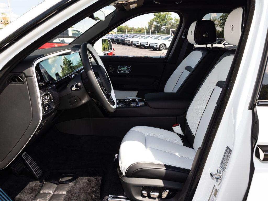 2027 Rolls-Royce Cullinan Black Badge - Photo 28