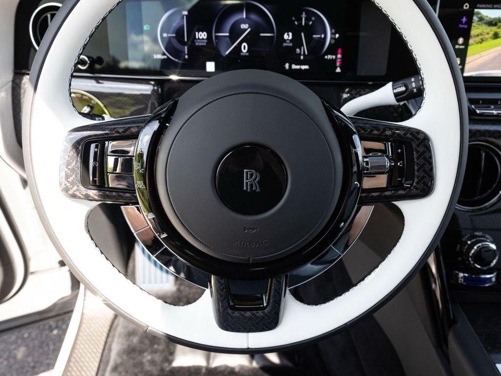 2027 Rolls-Royce Cullinan Black Badge - Photo 36