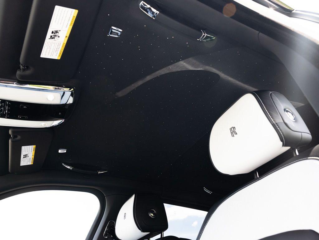 2027 Rolls-Royce Cullinan Black Badge - Photo 47