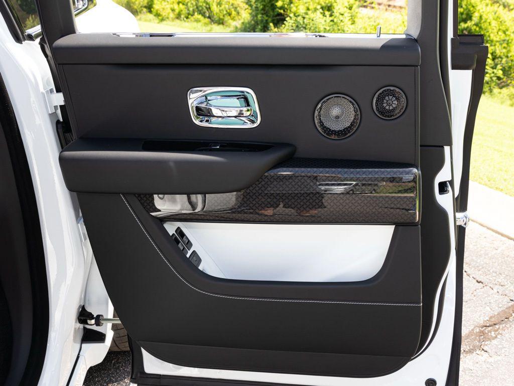 2027 Rolls-Royce Cullinan Black Badge - Photo 52