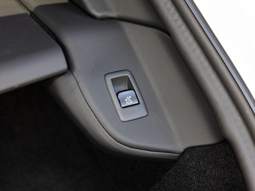 2027 Rolls-Royce Cullinan Black Badge - Photo 63