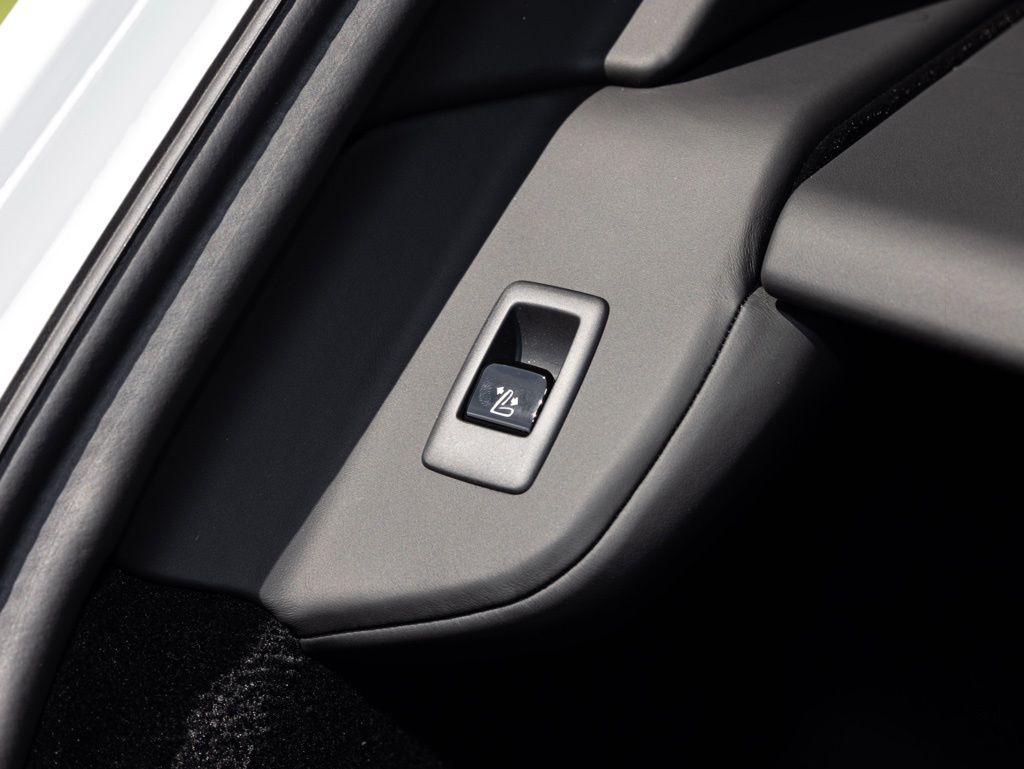 2027 Rolls-Royce Cullinan Black Badge - Photo 64