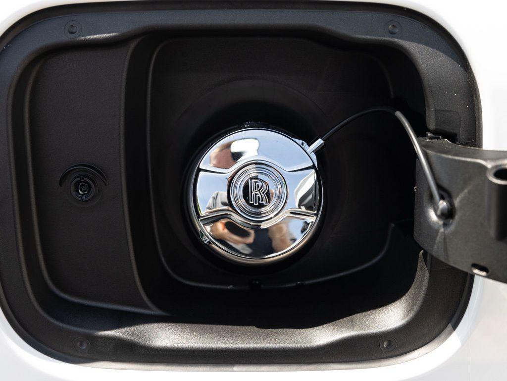 2027 Rolls-Royce Cullinan Black Badge - Photo 71
