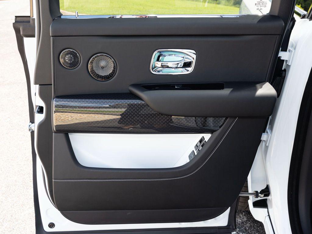 2027 Rolls-Royce Cullinan Black Badge - Photo 72