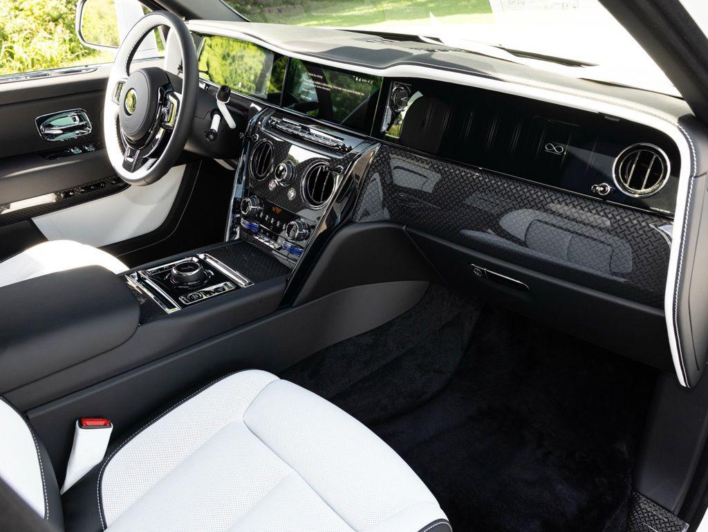 2027 Rolls-Royce Cullinan Black Badge - Photo 77