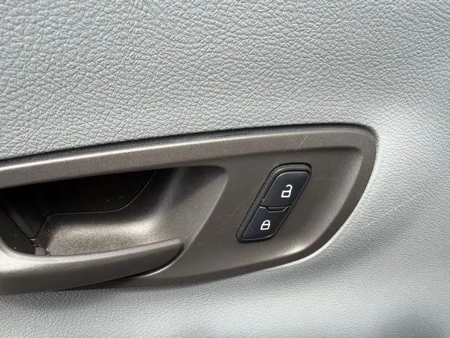 2016 Ford Transit Base