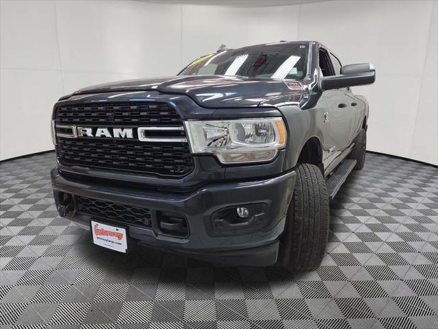 2022 Ram 3500 Big Horn Crew Cab 4x4 8' Box