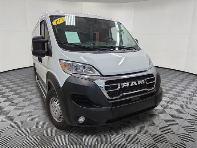 2025 Ram ProMaster 2500 Cargo Van Tradesman Low Roof 136" WB w/Pass Seat