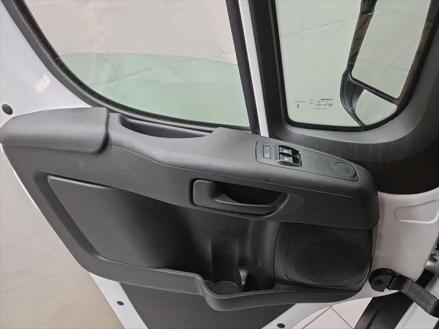 2025 Ram ProMaster 2500 Cargo Van Tradesman Low Roof 136" WB w/Pass Seat