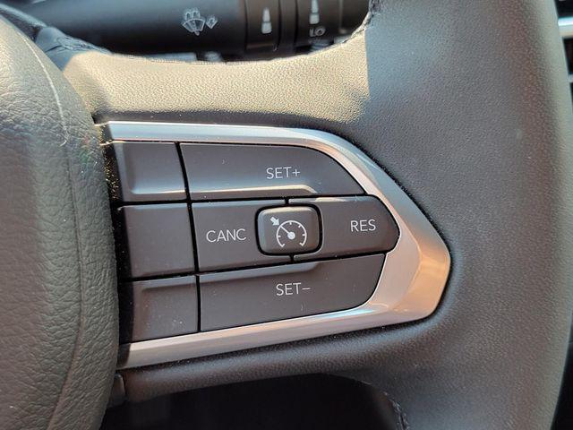 2023 Jeep Compass Latitude Lux FWD
