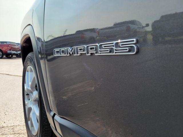 2023 Jeep Compass Latitude Lux FWD