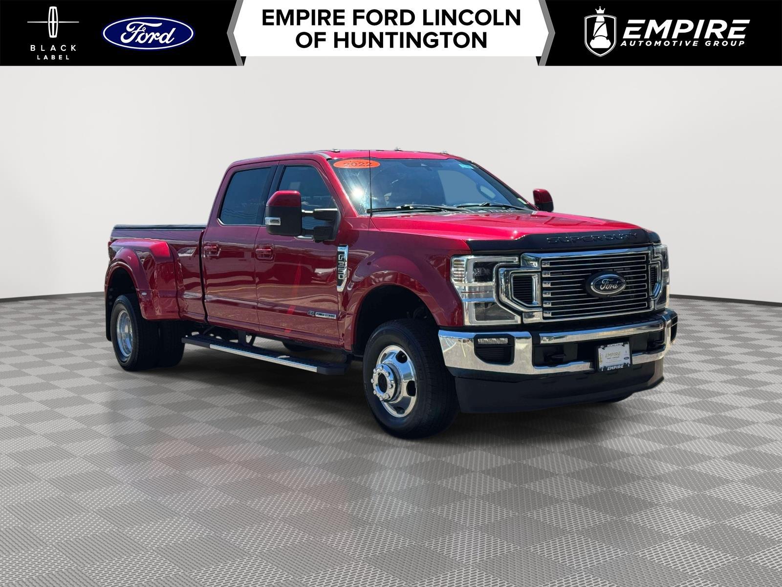 Rapid Red Metallic Tinted Clearcoat 2022 Ford F-350 Super Duty Pickup Truck Four-Wheel Drive Automatic