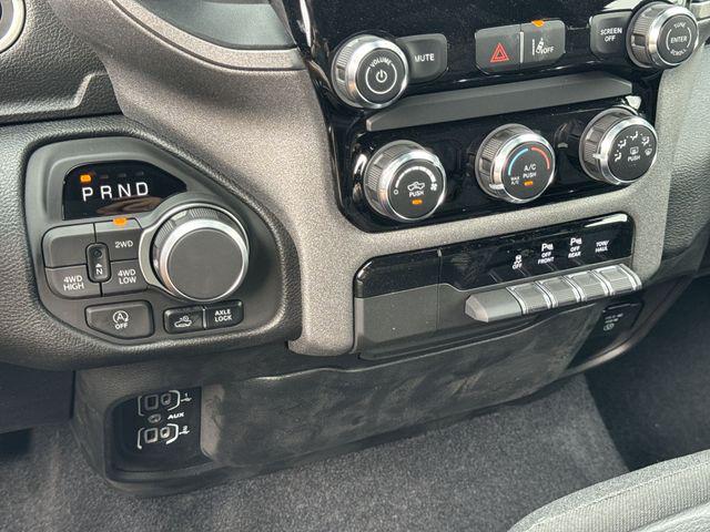 2026 Ram 1500 Warlock Crew Cab 4x4 57 Box