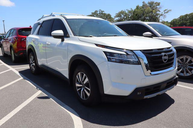 2023 Nissan Pathfinder SL 4WD for sale in Saint Petersburg, FL