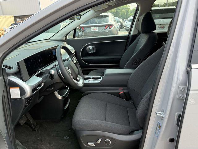 2026 Hyundai IONIQ 9 SE - Photo 13
