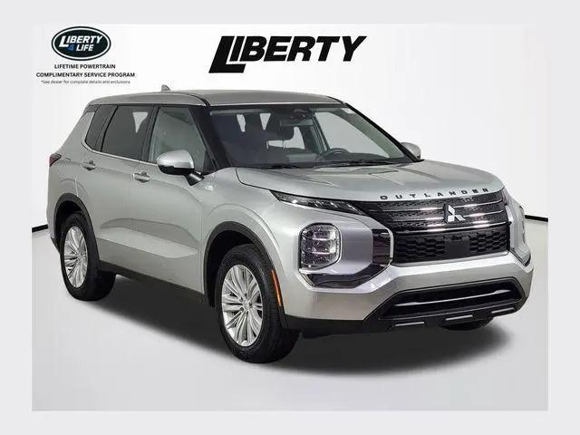 2024 Mitsubishi Outlander ES 2.5 2WD for sale in Parma Heights, OH