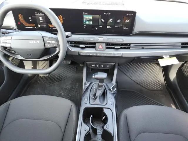 2026 Kia K4 LX
