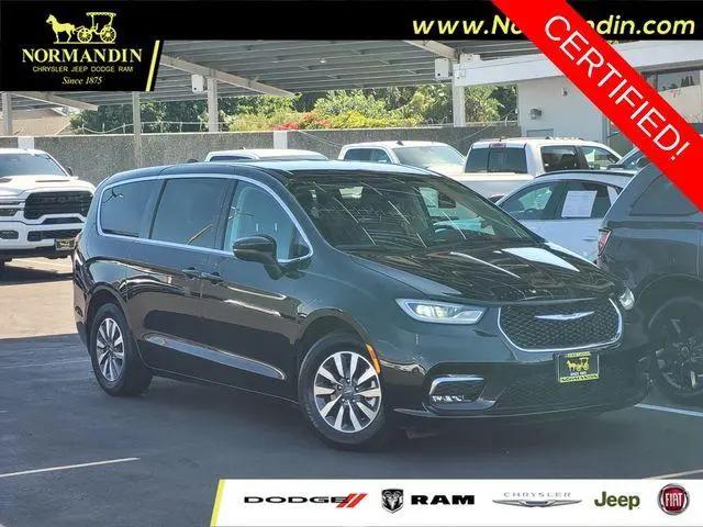 2023 Chrysler Pacifica Hybrid Touring L for sale in San Jose, CA