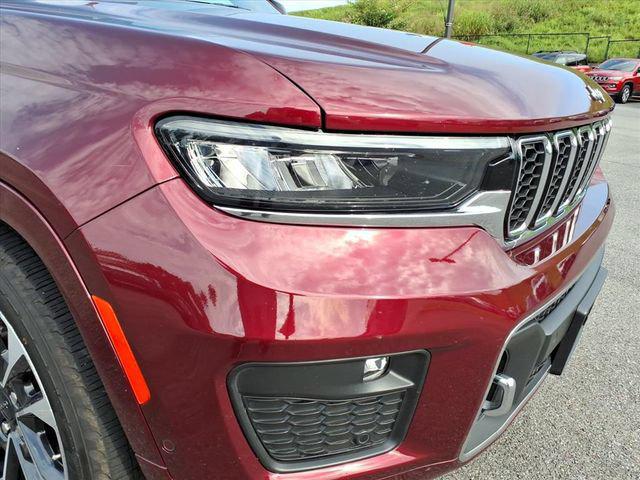 2022 Jeep Grand Cherokee Overland 4x4 2022 Jeep Grand Cherokee Overland 4x4