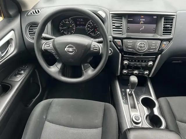 2020 Nissan Pathfinder S 4WD