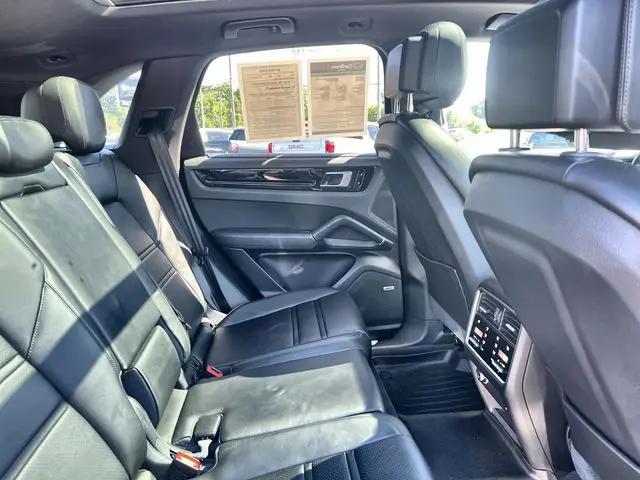 2020 Porsche Cayenne S
