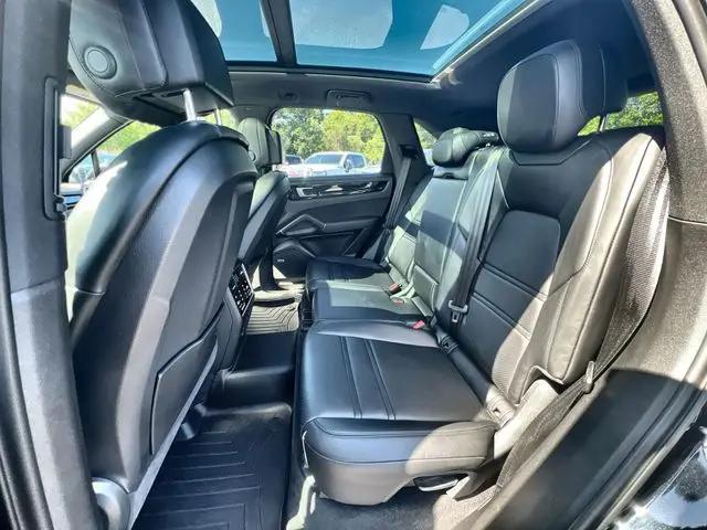 2020 Porsche Cayenne S