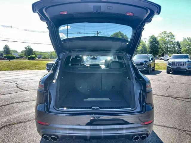 2020 Porsche Cayenne S