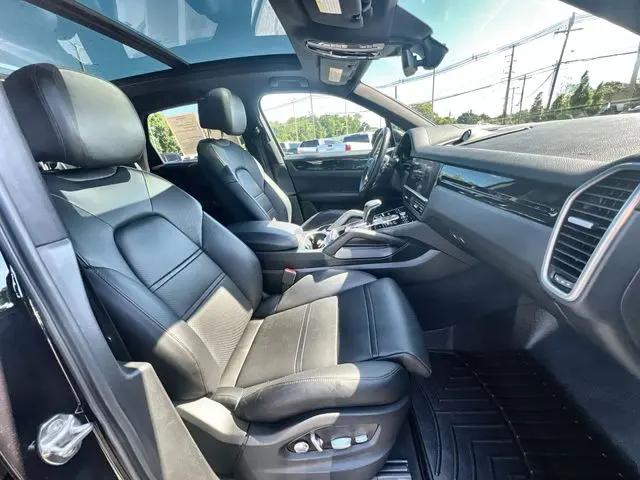 2020 Porsche Cayenne S