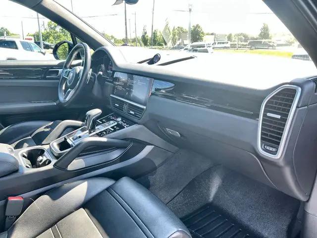 2020 Porsche Cayenne S