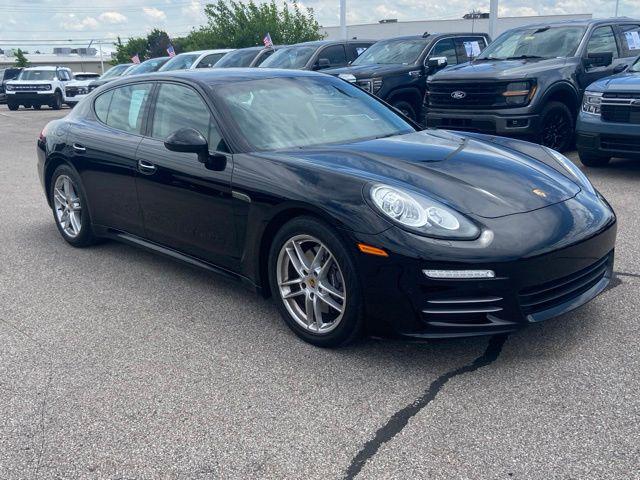 2015 Porsche Panamera 4
