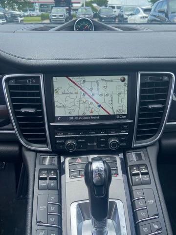 2015 Porsche Panamera 4