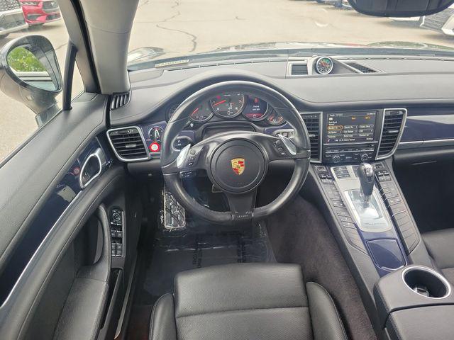 2015 Porsche Panamera 4