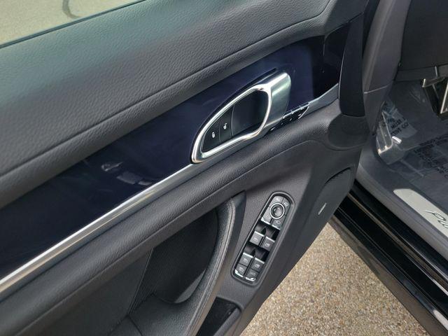 2015 Porsche Panamera 4