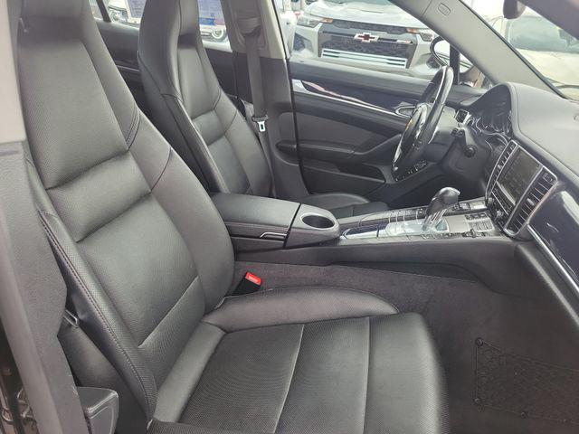 2015 Porsche Panamera 4