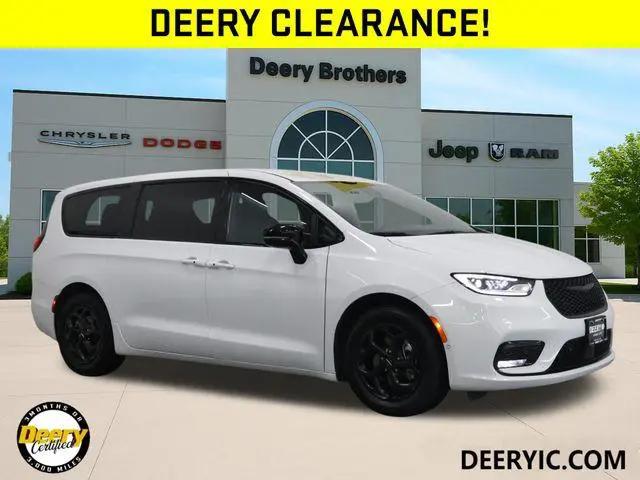2024 Chrysler Pacifica Hybrid S Appearance Pkg for sale in Iowa City, IA