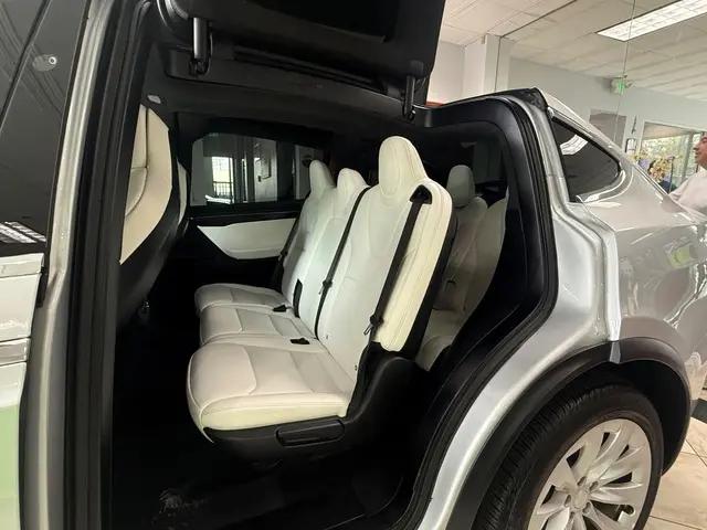 2017 Tesla Model X 75D