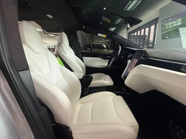 2017 Tesla Model X 75D